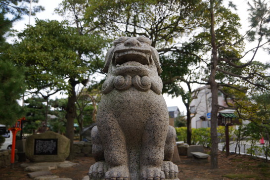 Tournez le komainu ! Liez les renards ! J'ai visité le sanctuaire de Minato Inari dans la ville de Niigata.