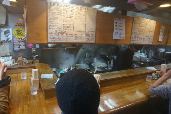 Kuah kental seperti sup! Raja daging babi hitam di Ramen Inoya (Chuo-ku, Kota Niigata)