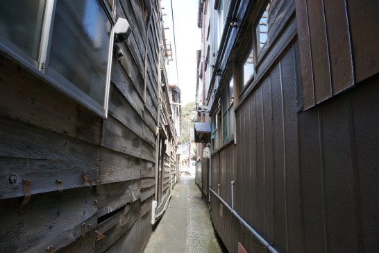 Ciudad de Ogi, Ciudad de Sado - Paseo por la ciudad de Shinashina -.